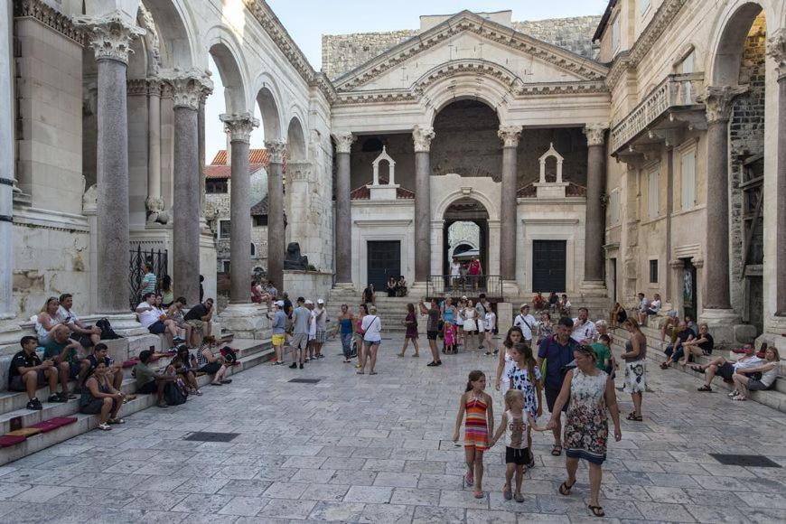 Luxury Apartment In Ancient City Split Exterior foto